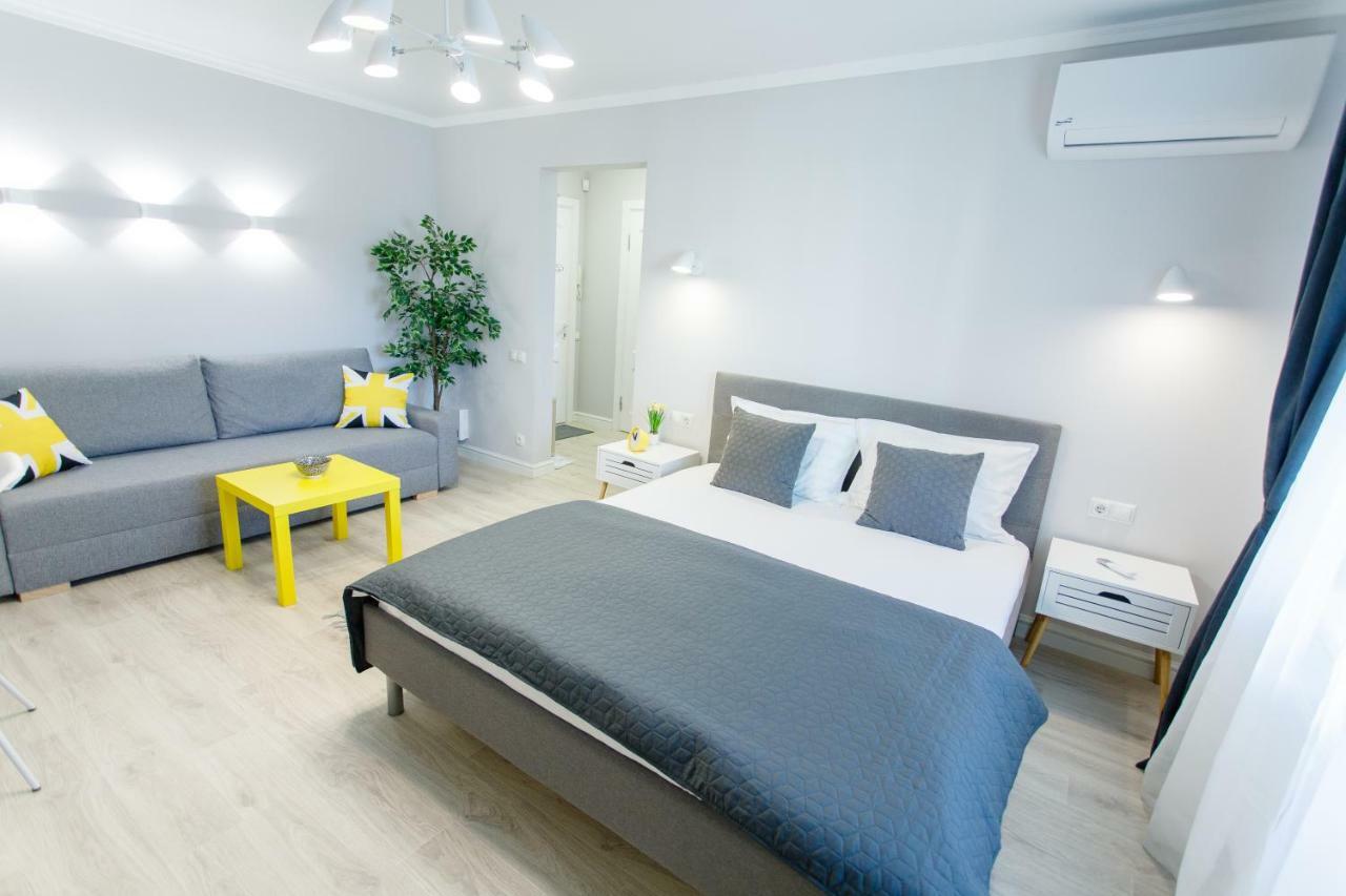 Apart-Hotel "Lavina" Sumy Eksteriør bilde