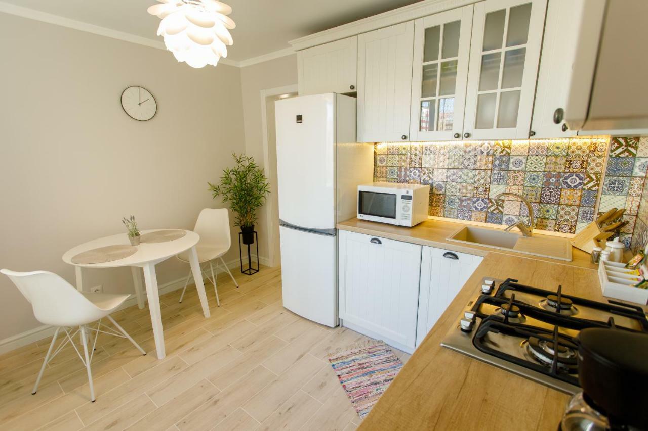 Apart-Hotel "Lavina" Sumy Eksteriør bilde